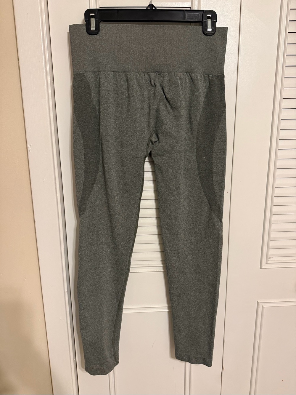 NVGTN Olive Gray High-Waist Seamless Leggings NWOT